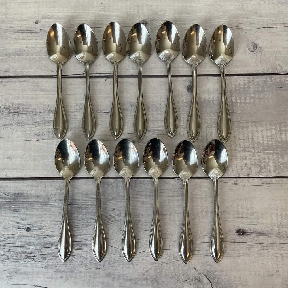 Oneida Stainless Flatware American Harmony 64 Pieces Place Setting for 12